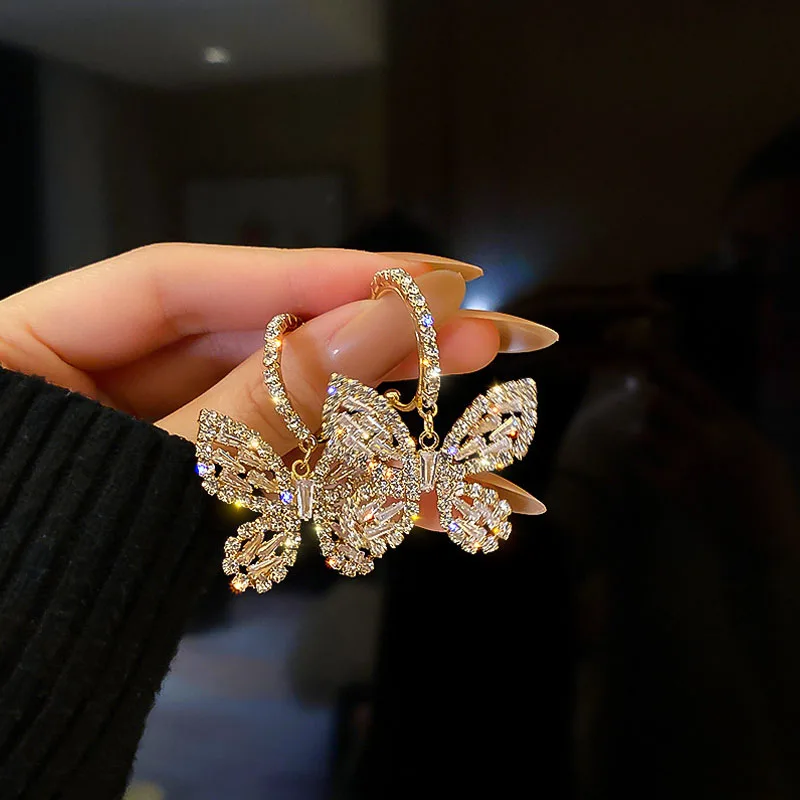2021 New Fashion Cute Gold Color Butterfly Earring For Women Earring Gifts Jewelry Premium Luxury Zircon Jewelry Accessories
2021 New Fashion Cute Gold Color Butterfly Earring For Women Earring Gifts Jewelry Premium Luxury Zircon Jewelry Accessories