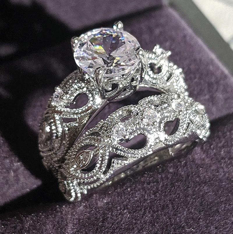2021 New Luxury Round 925 Sterling Silver Wedding Ring Set For Women Lady Anniversary Gift Jewelry Wholesale R5861
2021 New Luxury Round 925 Sterling Silver Wedding Ring Set For Women Lady Anniversary Gift Jewelry Wholesale R5861