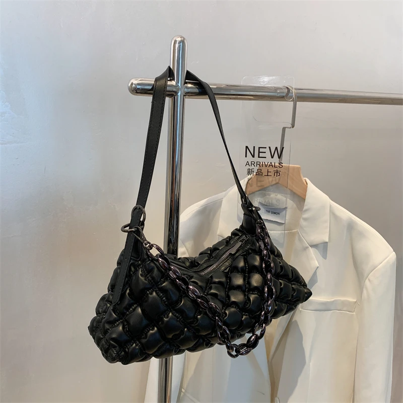 Casual Winter Crossbody Soft PU Leather Pillow Bags 2021 New Soft Cotton Feather Down Shoulder Bag Large Capacity Handbags Sac
Casual Winter Crossbody Soft PU Leather Pillow Bags 2021 New Soft Cotton Feather Down Shoulder Bag Large Capacity Handbags Sac