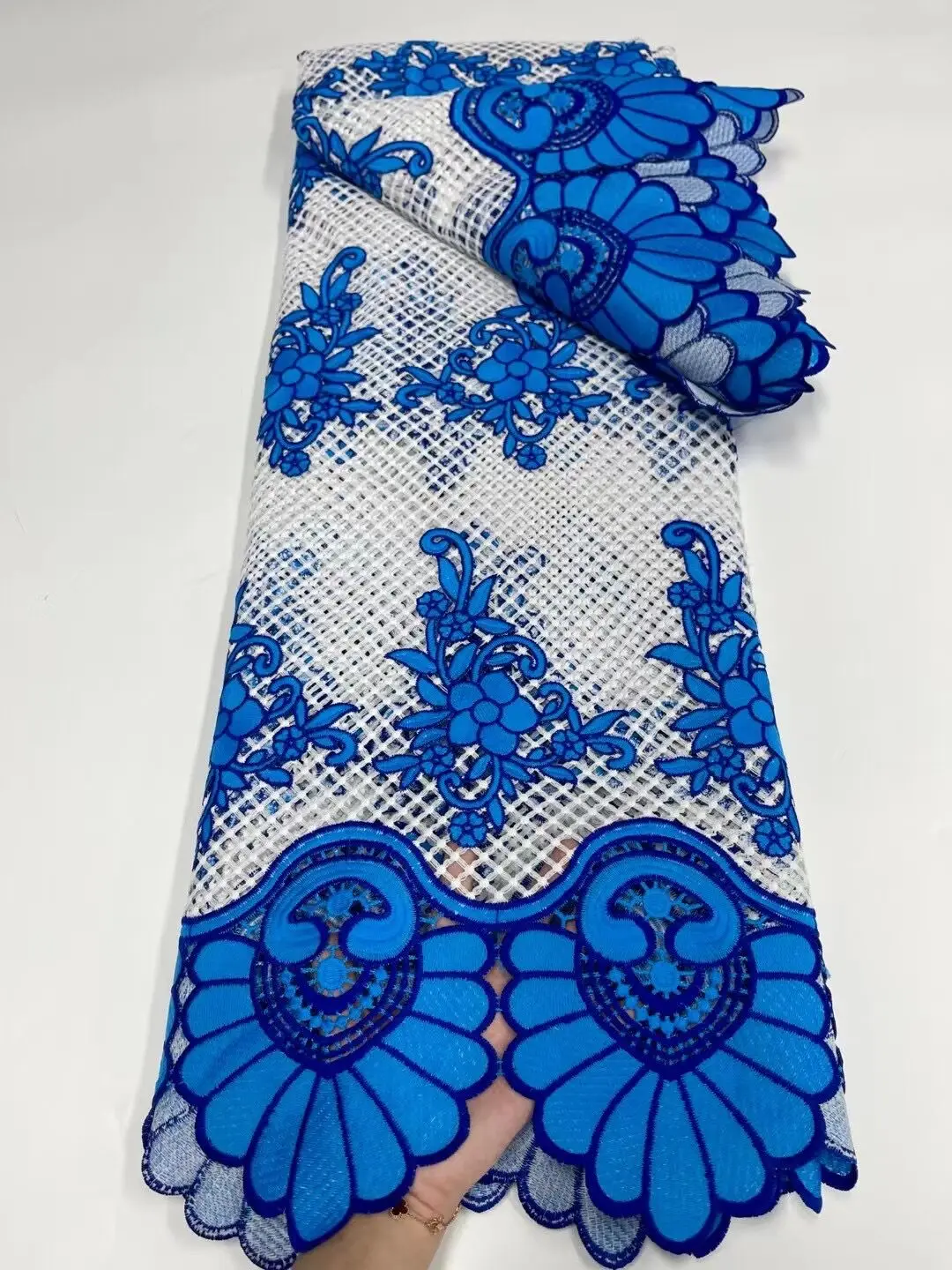 African Milk Silk Cord Lace Fabric 2021 High Quality Nigerian Lace Fabrics French Water Soluble Lace For Wedding
African Milk Silk Cord Lace Fabric 2021 High Quality Nigerian Lace Fabrics French Water Soluble Lace For Wedding