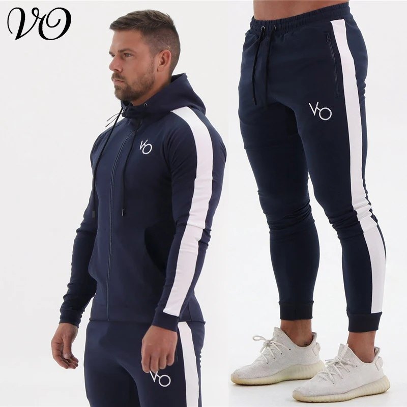 Spring and autumn new cotton embroidery men's suit fashion hooded zipper hoodie zipper pocket casual trousers
Spring and autumn new cotton embroidery men's suit fashion hooded zipper hoodie zipper pocket casual trousers