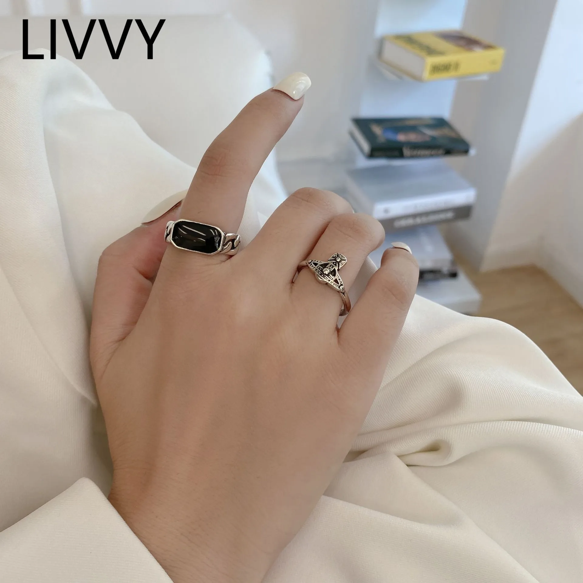 LIVVY Thai Silver Color Korean Rectangle Black stone Cross Retro Open Ring Couple Fashion Hip-hop Jewelry Gift
LIVVY Thai Silver Color Korean Rectangle Black stone Cross Retro Open Ring Couple Fashion Hip-hop Jewelry Gift