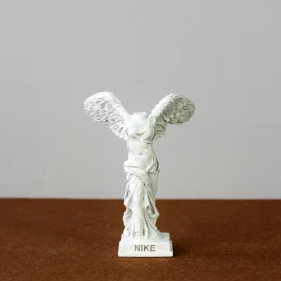 Старинная греческая мифология, статуя богини победы, фигурки в европейском стиле, декоративное искусство и ремесла, гостиная, винный шкаф ang
Старинная греческая мифология, статуя богини победы, фигурки в европейском стиле, декоративное искусство и ремесла, гостиная, винный шкаф ang