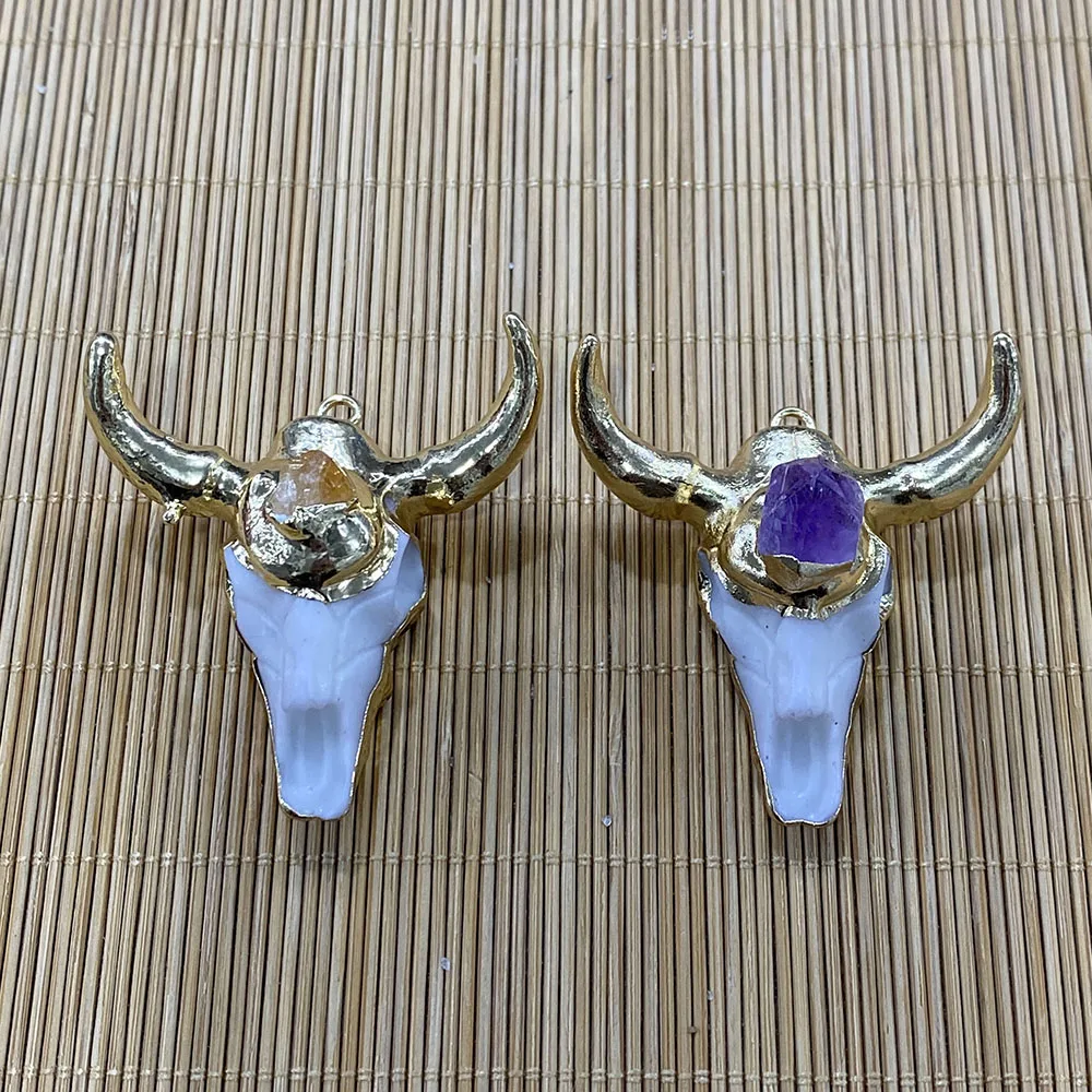 Crystal Resin Pendant White Bull Head Shaped Electroplating Inlaid Amethyst Citrine Necklace Pendant DIY Making Jewelry Supplies
Crystal Resin Pendant White Bull Head Shaped Electroplating Inlaid Amethyst Citrine Necklace Pendant DIY Making Jewelry Supplies