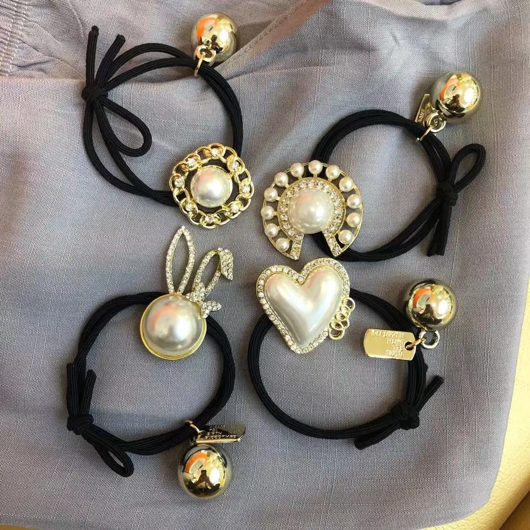 2021 New Peach Heart Beaded Hair Accessories Cute Rabbit Hair Rope Simple Temperament High Elasticity Durable Hair Accessories
2021 New Peach Heart Beaded Hair Accessories Cute Rabbit Hair Rope Simple Temperament High Elasticity Durable Hair Accessories