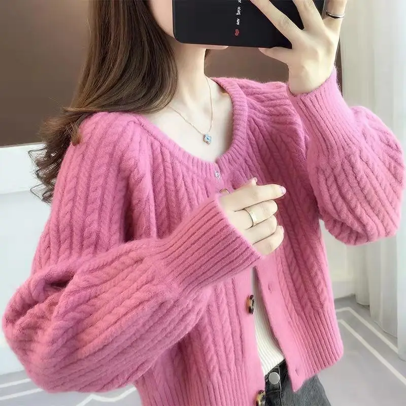 Autumn Winter Women Short Cardigan Knitted Sweater Long Sleeve Casual Streetwear Fashion O Neck Cardigans Pull Femme Coat B211
Autumn Winter Women Short Cardigan Knitted Sweater Long Sleeve Casual Streetwear Fashion O Neck Cardigans Pull Femme Coat B211