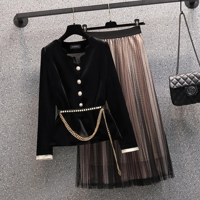 Plus Size Women Fall Patchwork Long Sleeve Button velvet Tops + Mesh skirt 2 Piece Suit Female Party Elegant 4XL Two Piece Sets
Plus Size Women Fall Patchwork Long Sleeve Button velvet Tops + Mesh skirt 2 Piece Suit Female Party Elegant 4XL Two Piece Sets