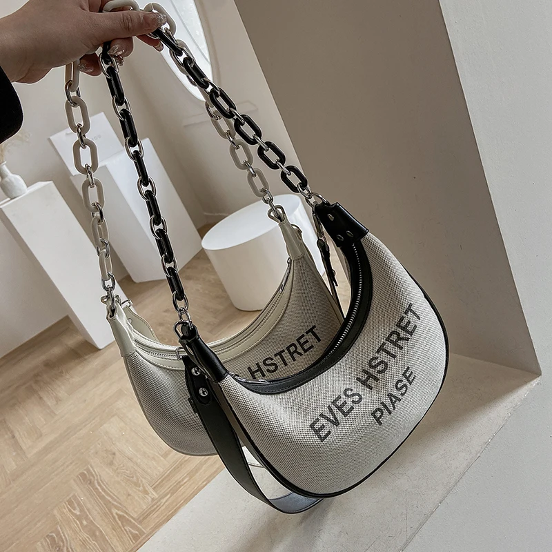 Fashion Half Moon Letter Chain Simple Shoulder Bag For Women High quality Summer Lady's Messenger Bag Luxury Designer Handbag
Fashion Half Moon Letter Chain Simple Shoulder Bag For Women High quality Summer Lady's Messenger Bag Luxury Designer Handbag