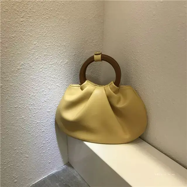 France Hot-selling Female Fashion Elegant Handbag Wooden Handle Cloud bags Shoulder Messenger Bags Women Bag Tote Bag Sac a Main
France Hot-selling Female Fashion Elegant Handbag Wooden Handle Cloud bags Shoulder Messenger Bags Women Bag Tote Bag Sac a Main