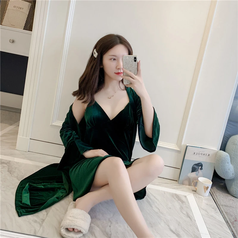 Nightgown set sexy gold velvet strap nightdress nightgown two-piece casual home service party nightgown bridal robes
Nightgown set sexy gold velvet strap nightdress nightgown two-piece casual home service party nightgown bridal robes