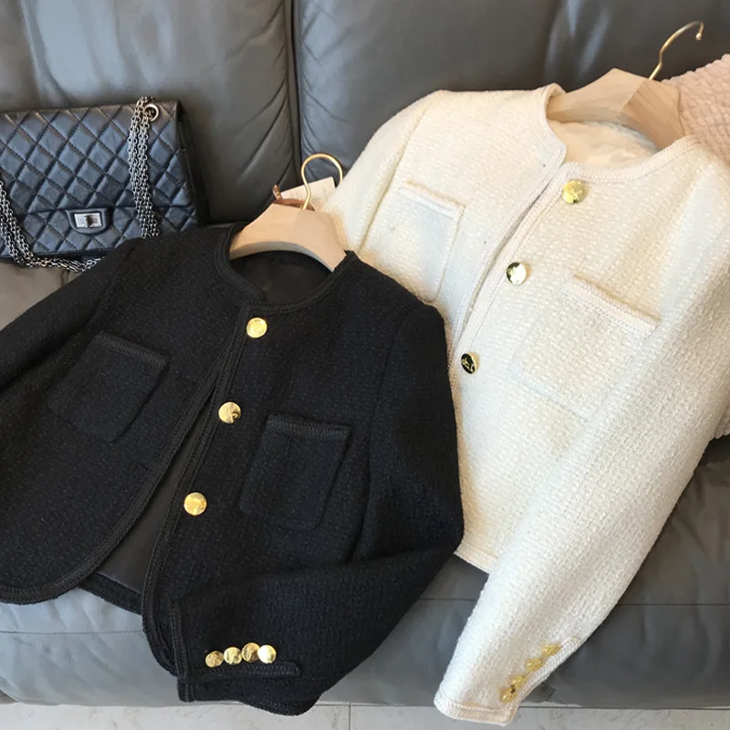 @YYDS French Light Luxury ~ Amazing! Great Temperament Gold Button Round Neck Wool Short Coat Women's Autumn Coat Women
@YYDS French Light Luxury ~ Amazing! Great Temperament Gold Button Round Neck Wool Short Coat Women's Autumn Coat Women