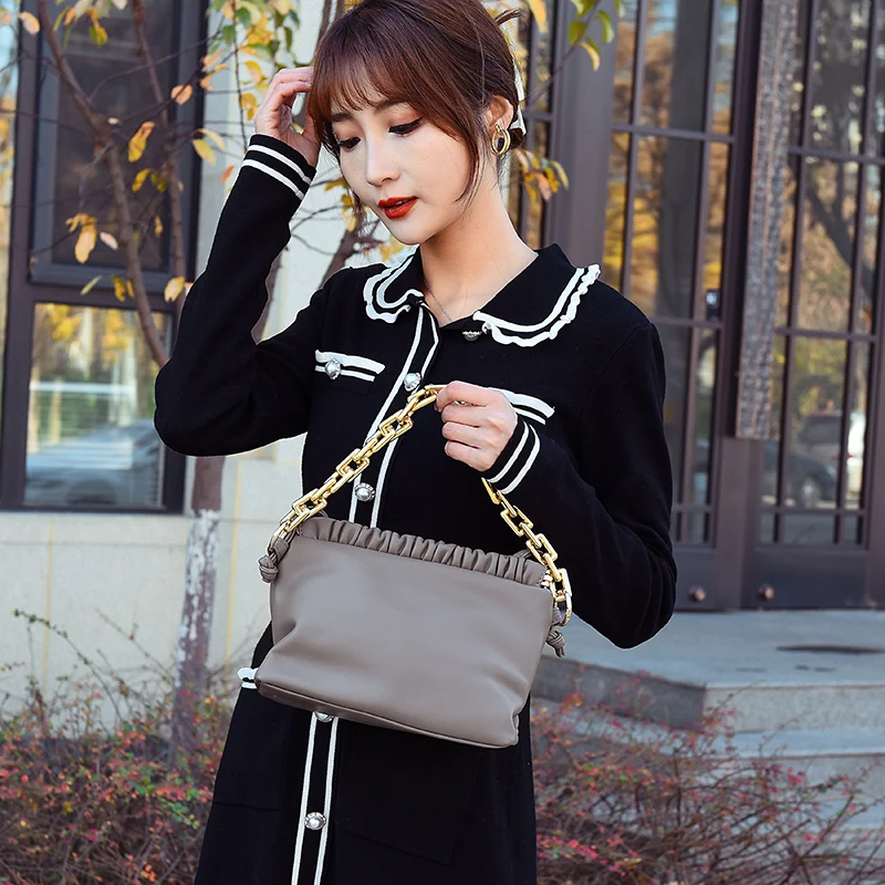 Bags For Women Leather Chain Soft Hobos Shoulder Bag Fashion Luxury Designer Ladies Cloud Crossbody Ruched Small Handbags Clutch
Bags For Women Leather Chain Soft Hobos Shoulder Bag Fashion Luxury Designer Ladies Cloud Crossbody Ruched Small Handbags Clutch