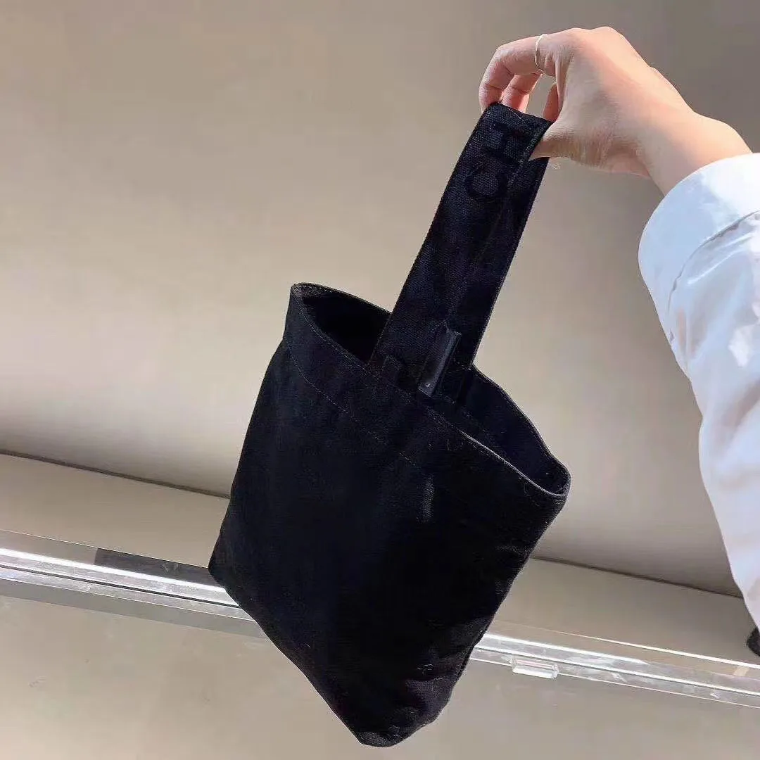 Excellent Quality Bags For Women Shopping Bag Luxury Brand Shoulder Bag Canvas Cloth Handbags Lady Fashion Book Bags 2021 New
Excellent Quality Bags For Women Shopping Bag Luxury Brand Shoulder Bag Canvas Cloth Handbags Lady Fashion Book Bags 2021 New