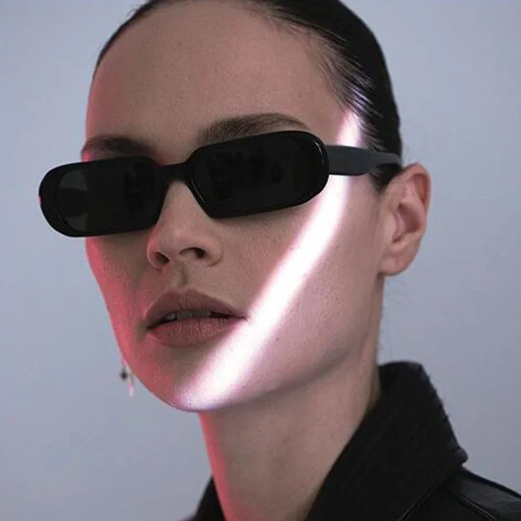Fashion Black Oval Sunglasses Ladies Square Retro Small Rectangle Sunglasses Gradient Luxury Brand Woman's Transparent Mirror
Fashion Black Oval Sunglasses Ladies Square Retro Small Rectangle Sunglasses Gradient Luxury Brand Woman's Transparent Mirror