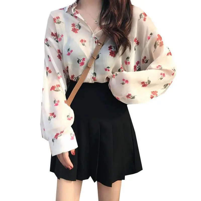 Spring and Summer New Korean Style Loose Floral Fresh Chiffon Shirt Female Student Sun Protection Top Fashion
Spring and Summer New Korean Style Loose Floral Fresh Chiffon Shirt Female Student Sun Protection Top Fashion
