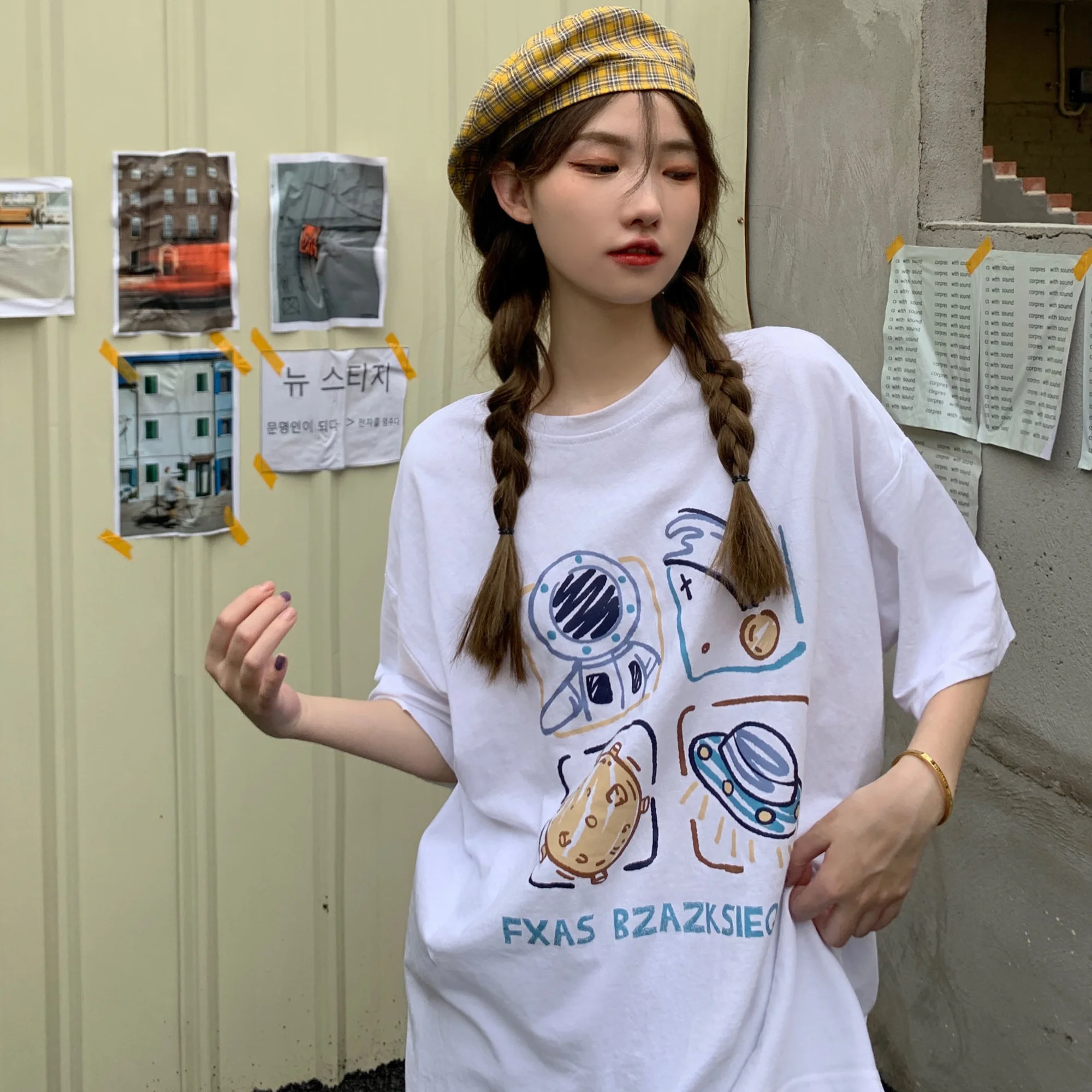 Retro Hiphop Short-Sleeved T-shirt Women's Korean-Style Trendy Street Style Chic
Retro Hiphop Short-Sleeved T-shirt Women's Korean-Style Trendy Street Style Chic