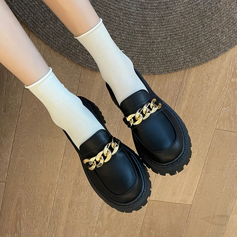 Women's Small Leather Shoes Spring and Autumn New Lace-up Flat PU Breathable Sports Shoes Comfortable Outdoor Running Shoes 2021
Women's Small Leather Shoes Spring and Autumn New Lace-up Flat PU Breathable Sports Shoes Comfortable Outdoor Running Shoes 2021