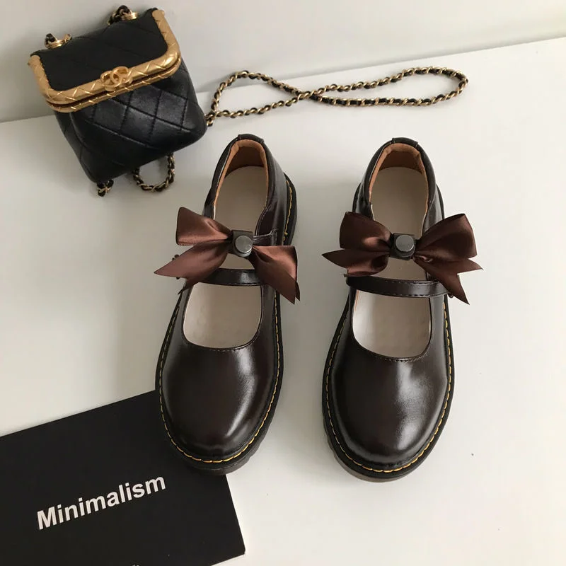 New Lolita Shoes Women Mary Janes Black Girls Retro Leather Shoes Japanese Sweet bow-knot Round Toe Cosplay Kawaii Shoes
New Lolita Shoes Women Mary Janes Black Girls Retro Leather Shoes Japanese Sweet bow-knot Round Toe Cosplay Kawaii Shoes