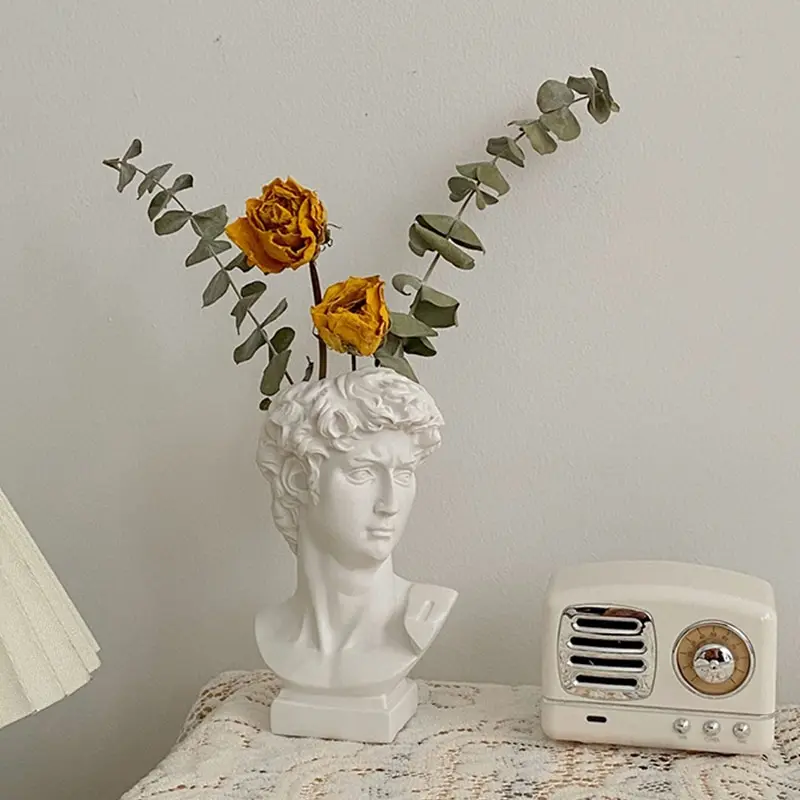 Creative Resin Portrait Vase David Human Head Flower Vases Desktop Ornaments Flowers Plant Art Decor Storage Bucket Decorative 
Creative Resin Portrait Vase David Human Head Flower Vases Desktop Ornaments Flowers Plant Art Decor Storage Bucket Decorative