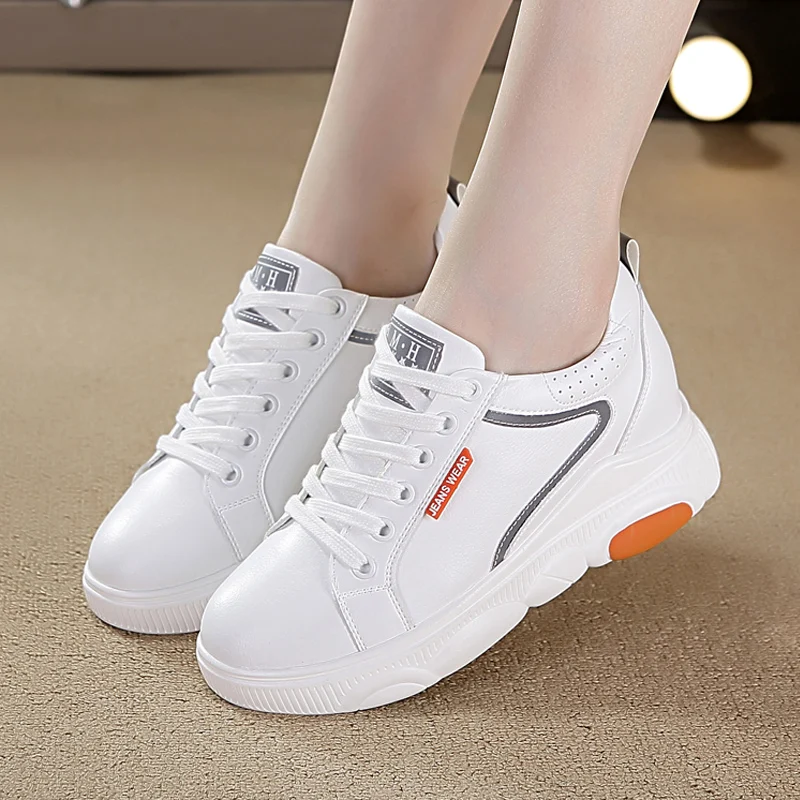 New Hot Summer New Internal Increase Breathable Sneakers Women Shoes Genuine Leather Casual Woman Platform Wedge Shoes 2021
New Hot Summer New Internal Increase Breathable Sneakers Women Shoes Genuine Leather Casual Woman Platform Wedge Shoes 2021