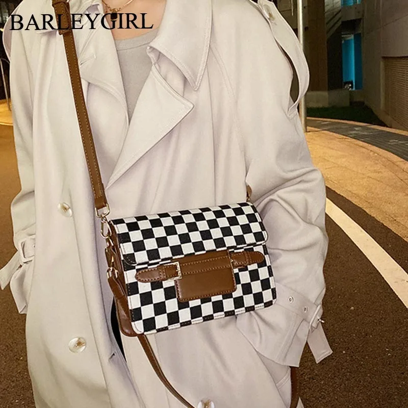 Flap Crossbody Bags for Women Brand Design Letters Handbag Fashion PU Leather Wide Strap Female Shoulder Messenger Bag Purses
Flap Crossbody Bags for Women Brand Design Letters Handbag Fashion PU Leather Wide Strap Female Shoulder Messenger Bag Purses