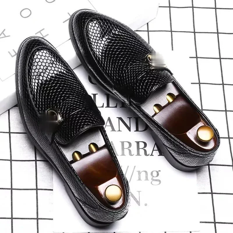 Men's Black Snake Print PU Leather Buckle Business Dress Shoes Retro Classic Fashion Trend All-match Everyday Casual Shoes HL135
Men's Black Snake Print PU Leather Buckle Business Dress Shoes Retro Classic Fashion Trend All-match Everyday Casual Shoes HL135