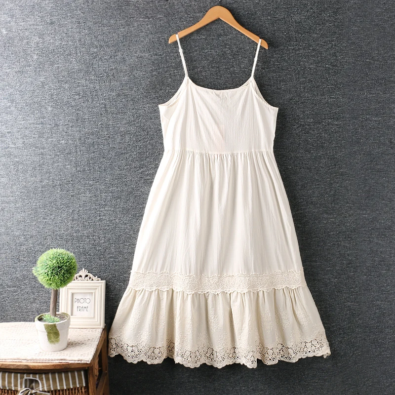 Chic Sleeveless Spaghetti Strap Dress Solid Under Dress Slip Hook Flower Hollow Hem Summer Dress
Chic Sleeveless Spaghetti Strap Dress Solid Under Dress Slip Hook Flower Hollow Hem Summer Dress