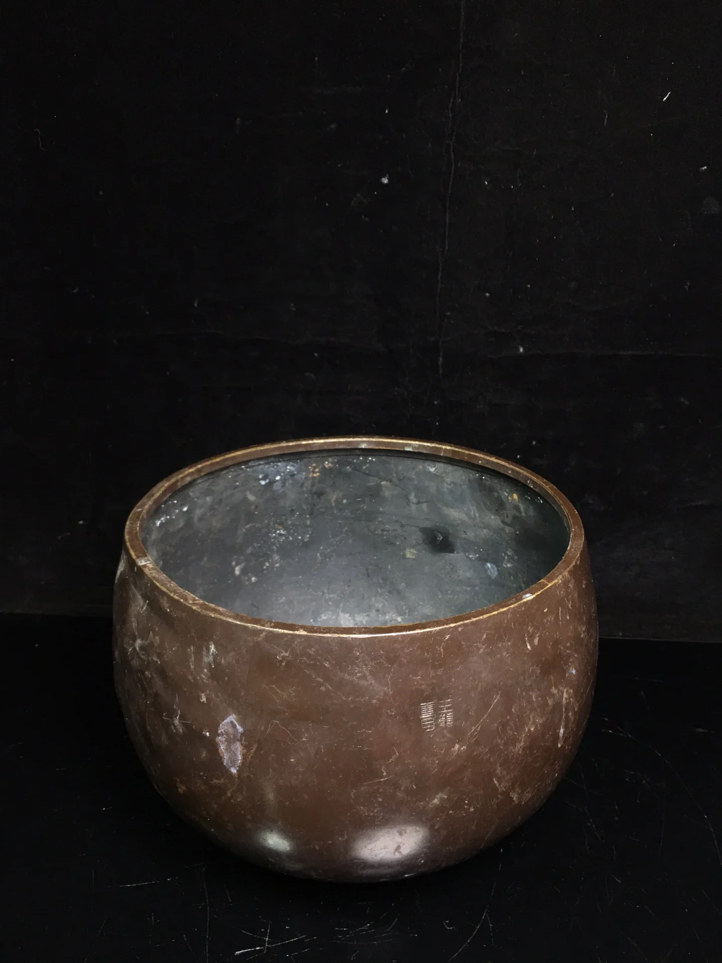 8"Chinese Folk Collection Old Bronze Cinnabar Lacquer Chime Loud voice Buddha sound bowl Office Ornaments Town House Exorcism
8"Chinese Folk Collection Old Bronze Cinnabar Lacquer Chime Loud voice Buddha sound bowl Office Ornaments Town House Exorcism