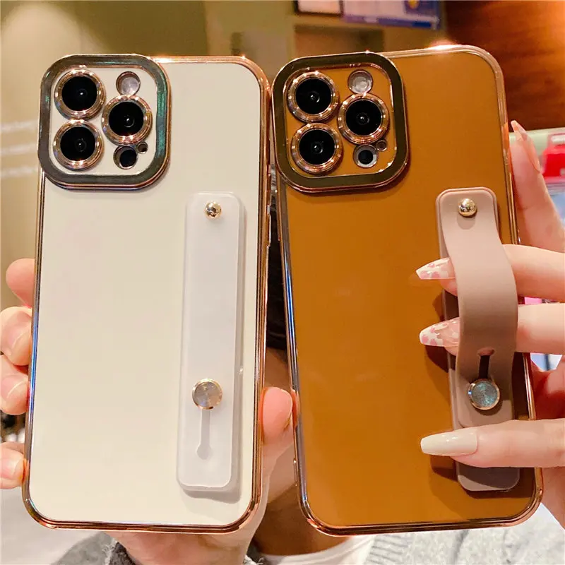 Wrist Strap Electroplated Phone Case For iPhone 13 12 11 Pro Max XS Max X XR 7 8 Plus SE 2020 Shockpoof Bumper Soft Back Cover
Wrist Strap Electroplated Phone Case For iPhone 13 12 11 Pro Max XS Max X XR 7 8 Plus SE 2020 Shockpoof Bumper Soft Back Cover