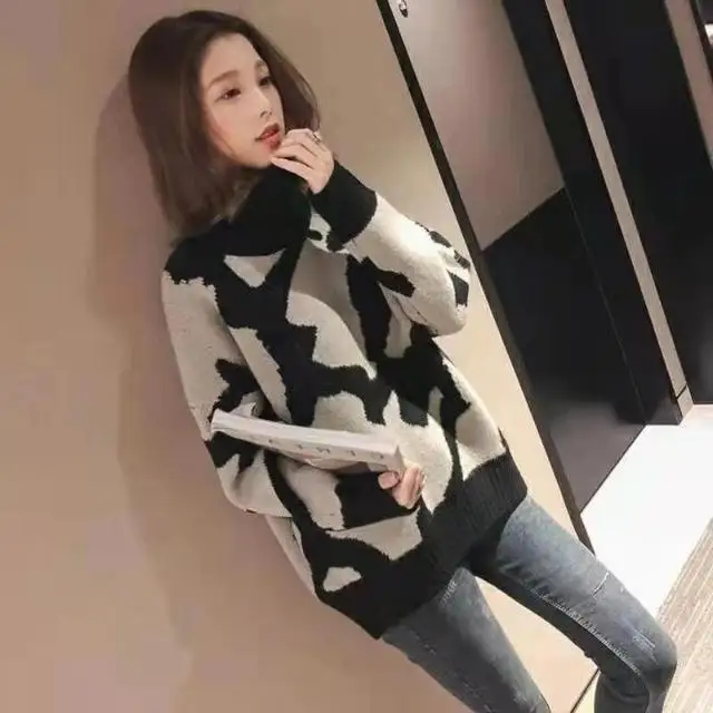 Autumn and winter new high-neck leopard print pullover net red sweater female lazy wind loose sweater jacket
Autumn and winter new high-neck leopard print pullover net red sweater female lazy wind loose sweater jacket