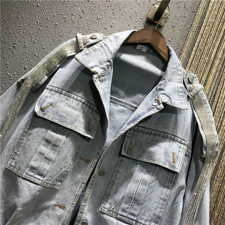 2021 Spring Autumn European Rhinestone Tassel Denim Jacket Women New Personalized Jean Outwear Loose Hole Short Fashion Coat
2021 Spring Autumn European Rhinestone Tassel Denim Jacket Women New Personalized Jean Outwear Loose Hole Short Fashion Coat