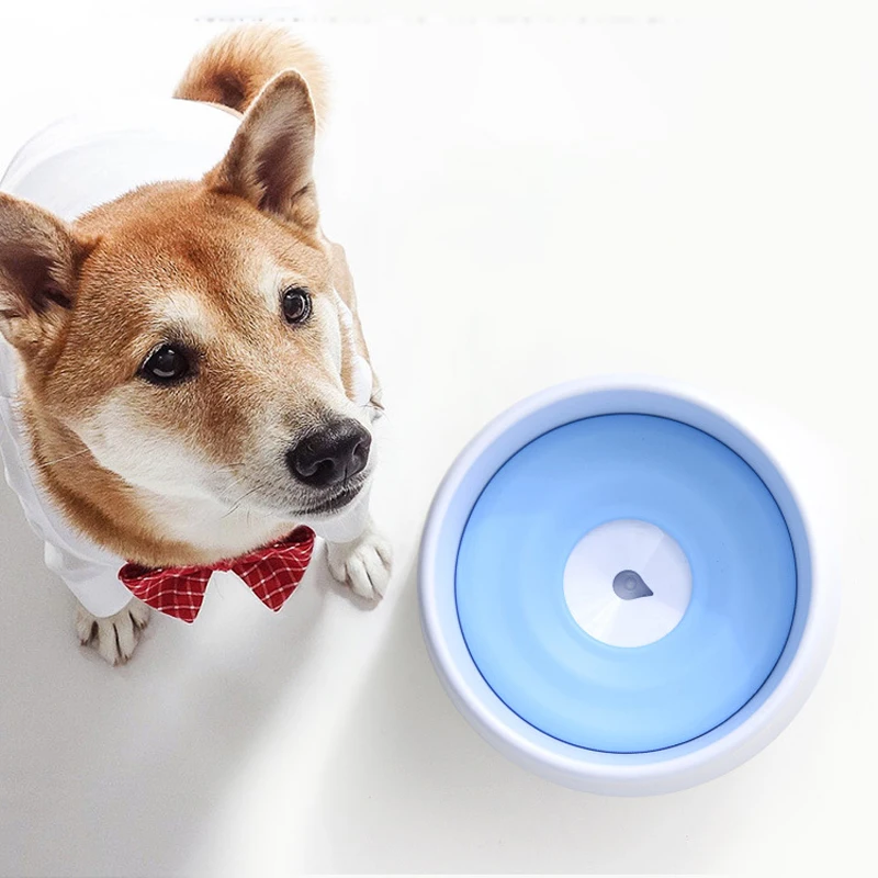 Dog Water Feeders Pets dogs Accessories Environmental protection dog Drinking bowl buoyancy Anti-wet mouth 17cm
Dog Water Feeders Pets dogs Accessories Environmental protection dog Drinking bowl buoyancy Anti-wet mouth 17cm