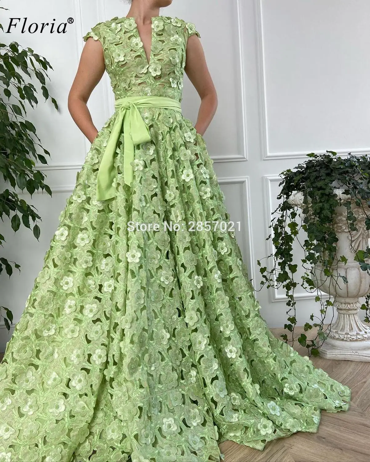 Arabic Green Flowers Celebrity Dresses Long A-Line Red Carpet Dresses Evening Wear Women Wedding Party Dresses Formelle Robes
Arabic Green Flowers Celebrity Dresses Long A-Line Red Carpet Dresses Evening Wear Women Wedding Party Dresses Formelle Robes