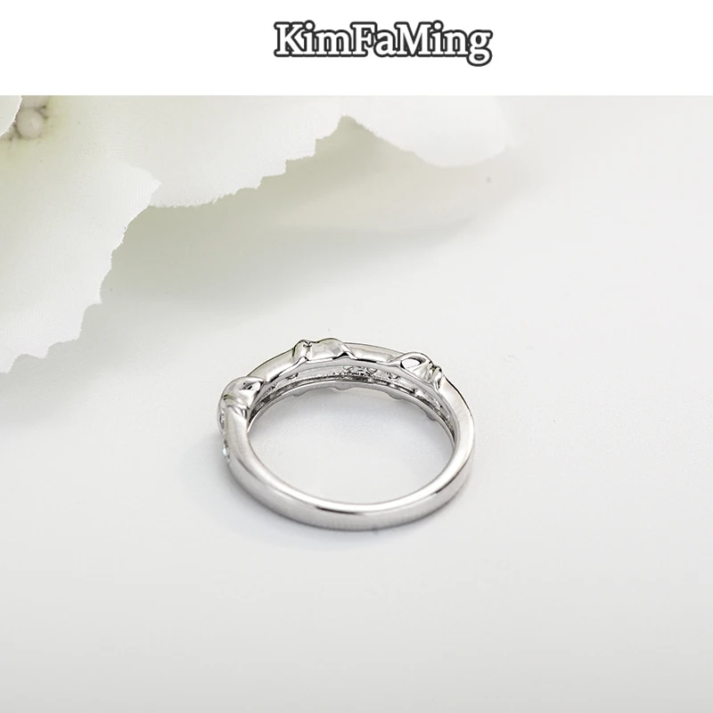 Trendy Men Silver Wedding Rings Brilliant Zircon Fine Jewelry Particular Male Stament Jewellery Aniversary/Party/Casual R087
Trendy Men Silver Wedding Rings Brilliant Zircon Fine Jewelry Particular Male Stament Jewellery Aniversary/Party/Casual R087