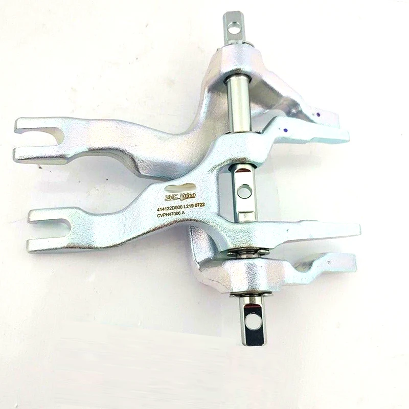 Baificar Brand New Genuine Clutch Engagement Onwards Fork Assy OEM 41413-2D000 For Kia Soul 2017
Baificar Brand New Genuine Clutch Engagement Onwards Fork Assy OEM 41413-2D000 For Kia Soul 2017