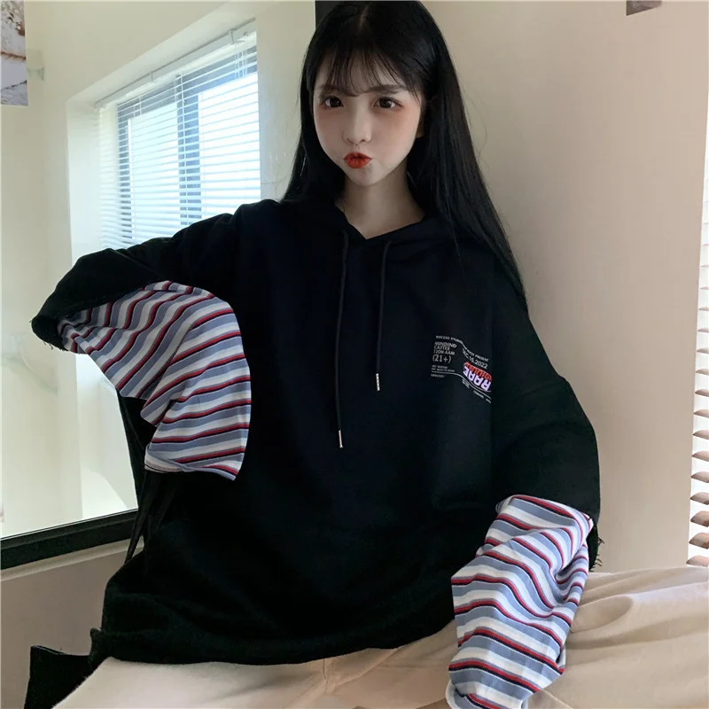 Real Photo of Autumn Clothing New Korean Style Fashionable Fake Two-piece Hooded
Real Photo of Autumn Clothing New Korean Style Fashionable Fake Two-piece Hooded
