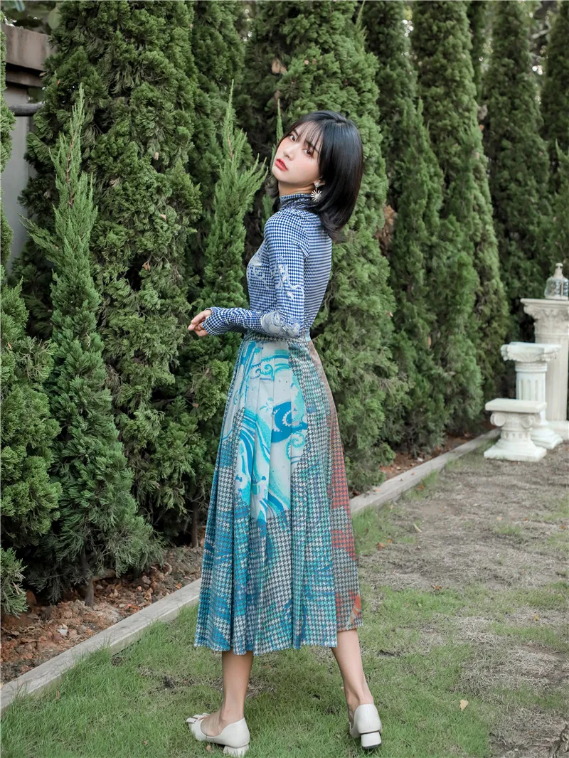 2020 autumn two Piece Set Women crop Top Skirt set ensemble femme 2 piece set womens outfits clothes for women vetement femme
2020 autumn two Piece Set Women crop Top Skirt set ensemble femme 2 piece set womens outfits clothes for women vetement femme