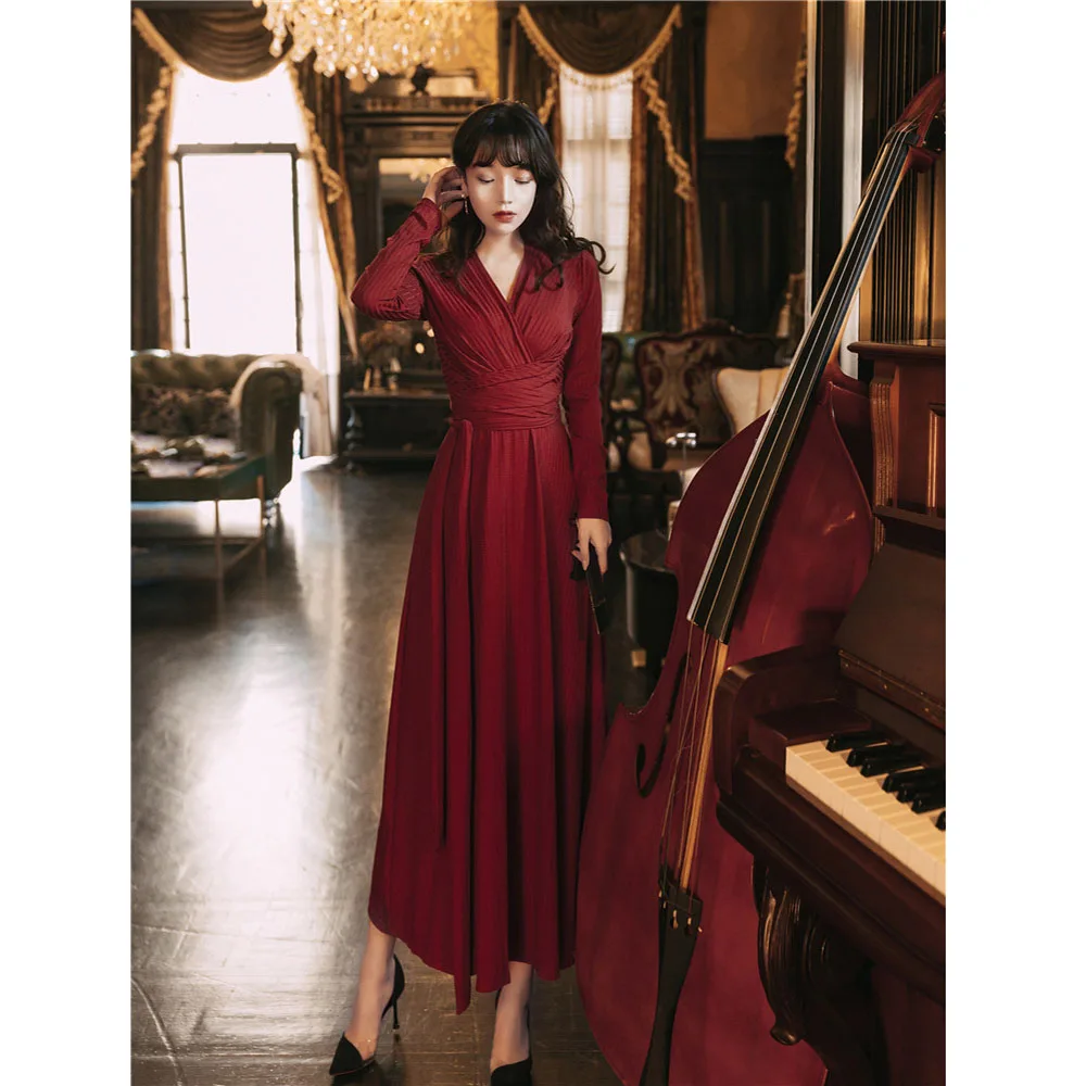 Red Waist Slimming Thin Knit Dress Spring Autumn Temperament Fairy Vintage Dress Girls Elegant Sexy Dress Casual Sweet Clothes
Red Waist Slimming Thin Knit Dress Spring Autumn Temperament Fairy Vintage Dress Girls Elegant Sexy Dress Casual Sweet Clothes