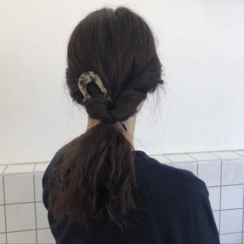 Japan Hair Sticks Women Hairclip Geometric Leopard U Shape Girls Hairpins Hair Sticks Hair Accessories Headwear 2021 New
Japan Hair Sticks Women Hairclip Geometric Leopard U Shape Girls Hairpins Hair Sticks Hair Accessories Headwear 2021 New