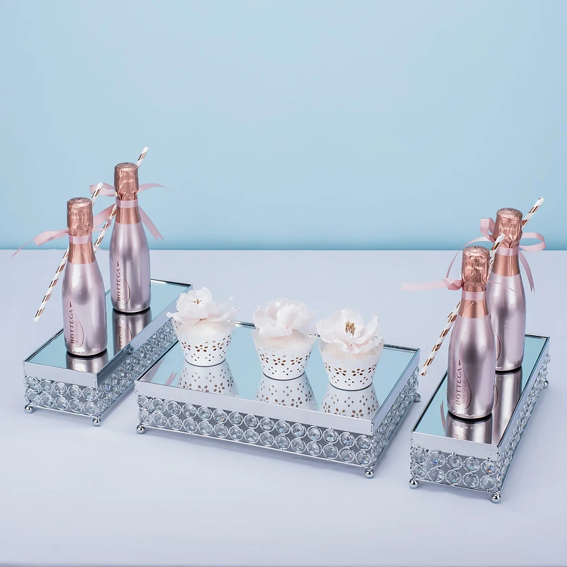 new cake Stand Silver cake stand European Style Cake Tray Cake Shelf Dessert Table Decorations And Ornaments Wedding Dessert
new cake Stand Silver cake stand European Style Cake Tray Cake Shelf Dessert Table Decorations And Ornaments Wedding Dessert