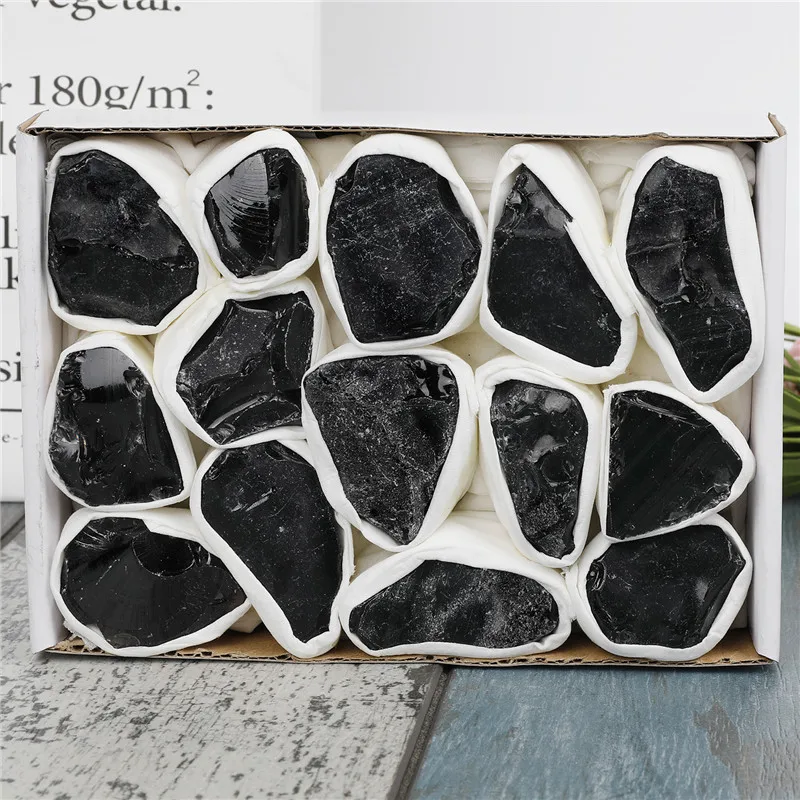 1box Natural Obsidain Crystals Energy Rought Stones Specimen Mineral Healing Collection Gemstones Home Decor
1box Natural Obsidain Crystals Energy Rought Stones Specimen Mineral Healing Collection Gemstones Home Decor