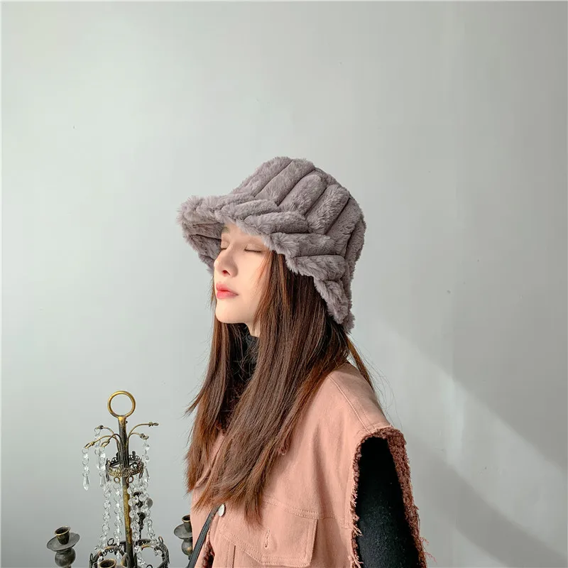 Autumn and Winter New Style Plush Hat Women Warm All-match Flat-top Fisherman Hat Fashion Bucket Hat Basin Hat
Autumn and Winter New Style Plush Hat Women Warm All-match Flat-top Fisherman Hat Fashion Bucket Hat Basin Hat
