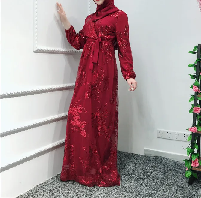 Модный Мусульманский Стиль Женский кафтан исламский халат Abaya Дубай мусульманский Малайзийский кафтан абайя для молитв манжета костюм
Модный Мусульманский Стиль Женский кафтан исламский халат Abaya Дубай мусульманский Малайзийский кафтан абайя для молитв манжета костюм