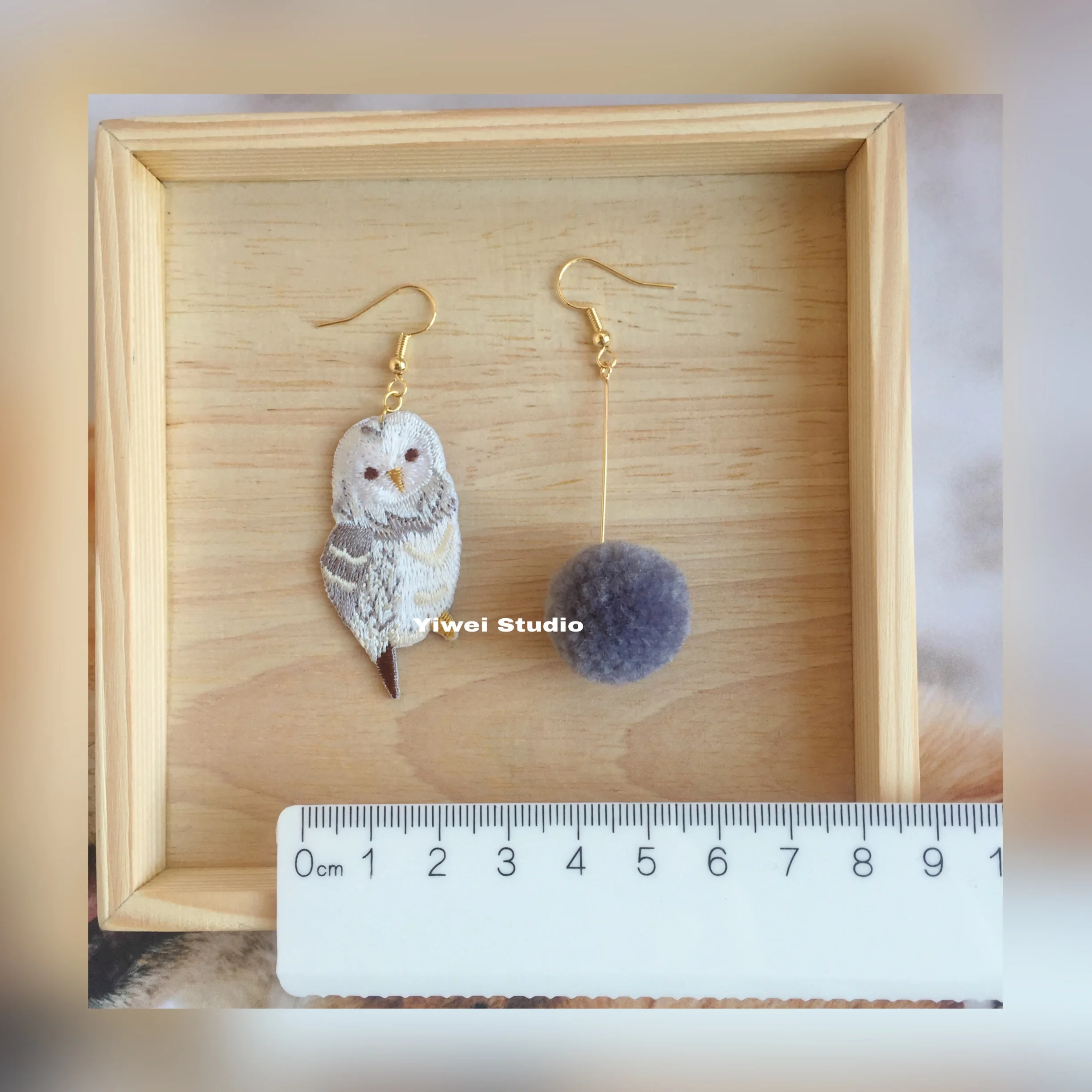 2021 Winter New High Quality Single Side Cotton Thread Embroidery Animal Earrings Lion Owl Rabbit Interesting Earring Women
2021 Winter New High Quality Single Side Cotton Thread Embroidery Animal Earrings Lion Owl Rabbit Interesting Earring Women