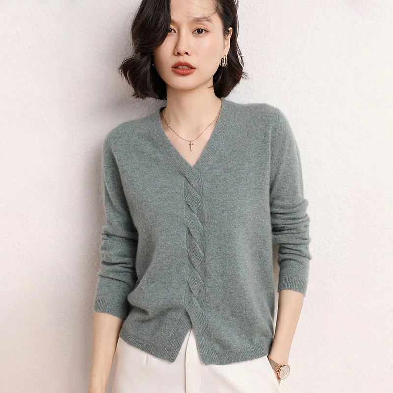 2020 autumn and winter new cashmere sweater women's thin bottoming sweater V-neck short sweater slim long sleeve sweater vest
2020 autumn and winter new cashmere sweater women's thin bottoming sweater V-neck short sweater slim long sleeve sweater vest