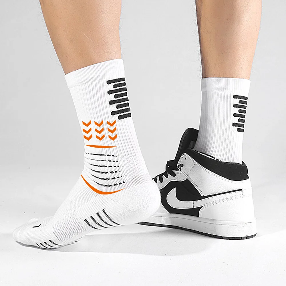 Striped Design Arch Compression Support Thick Cushioned Sport Socks for Basketball Tennis Athletic
Striped Design Arch Compression Support Thick Cushioned Sport Socks for Basketball Tennis Athletic