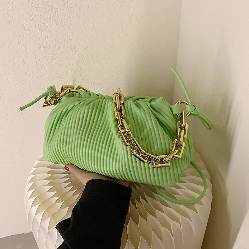 THREEPEAS Women Cloud Fold Chain Shoulder Messenger Cross Body Luxury Designer Handbags For Women 2022 New Bags
THREEPEAS Women Cloud Fold Chain Shoulder Messenger Cross Body Luxury Designer Handbags For Women 2022 New Bags