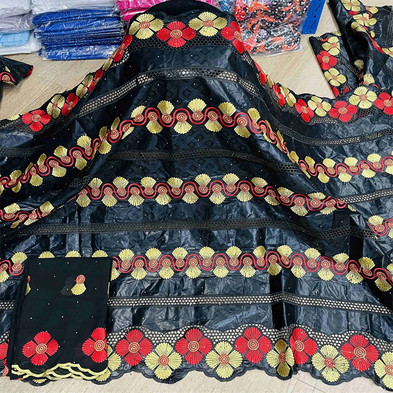 2021 Latest African bazin riche fabric with brode Latest fashion embroidery bazin lace fabric with net lace 5+2 yards HL-135
2021 Latest African bazin riche fabric with brode Latest fashion embroidery bazin lace fabric with net lace 5+2 yards HL-135