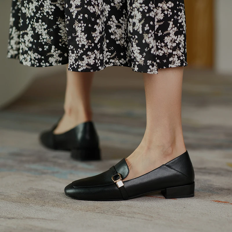 Osunlina Woman's Flats Square Toe Slip On Metal Decoration Black Cow Leather Elegant Casual Handmade Heels Shoes For Lady A246
Osunlina Woman's Flats Square Toe Slip On Metal Decoration Black Cow Leather Elegant Casual Handmade Heels Shoes For Lady A246
