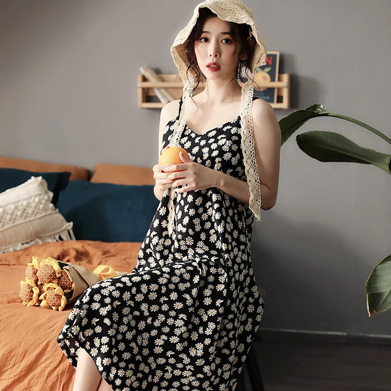 Sleeveless Dress Women Summer Floral V-neck Mid-calf Length Fresh Colorful Fashion Leisure Loose Style Female Sexy Lovely Dress
Sleeveless Dress Women Summer Floral V-neck Mid-calf Length Fresh Colorful Fashion Leisure Loose Style Female Sexy Lovely Dress